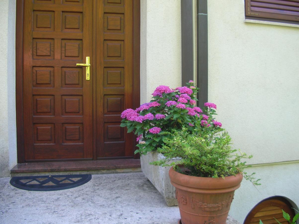 Vacation Home Lucija Slatina  Exteriér fotografie